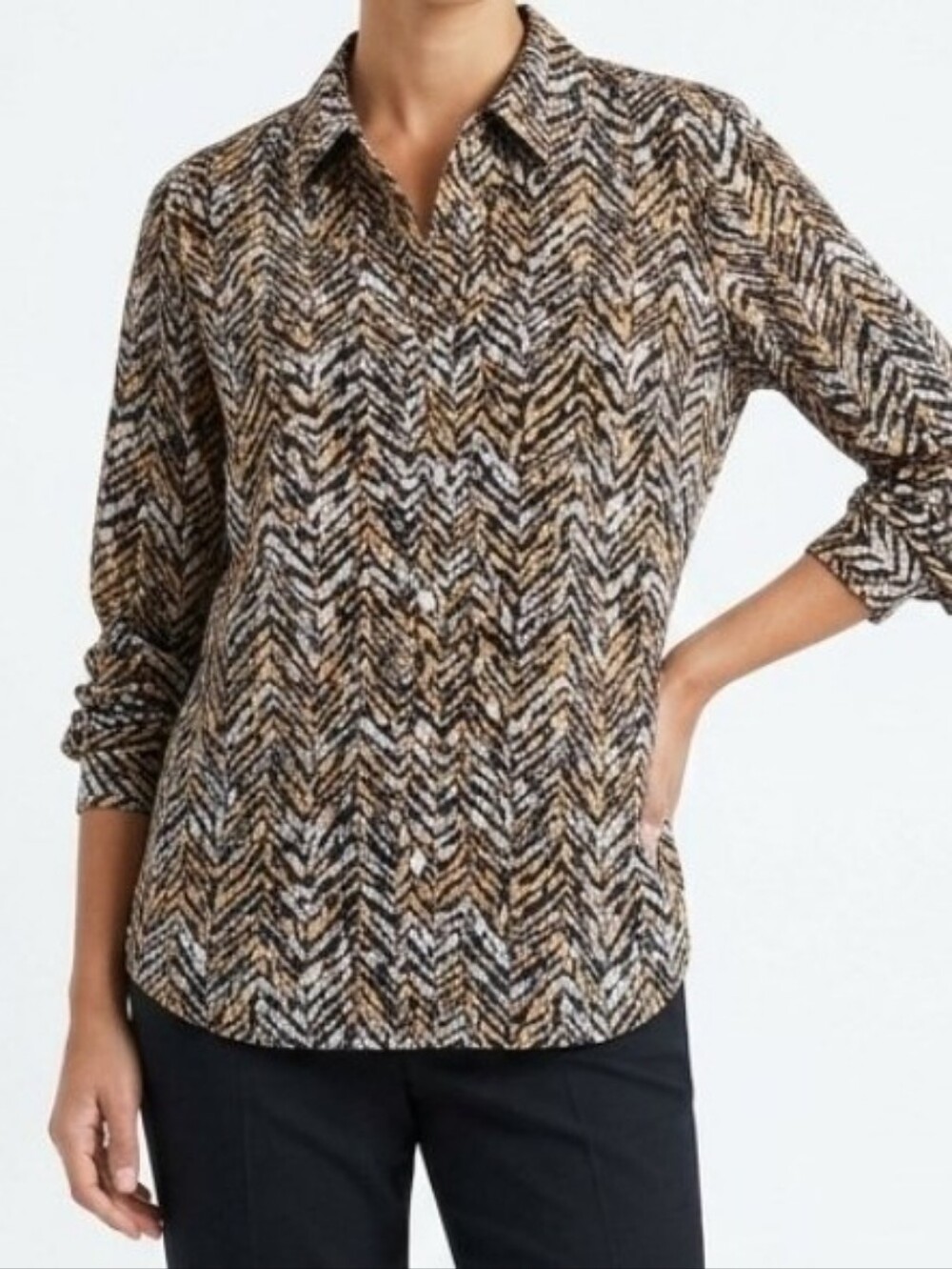 Chico's Sz 3 Brown Tiger Stripe Button Front Shirt No Iron Cotton Long Sleeve XL